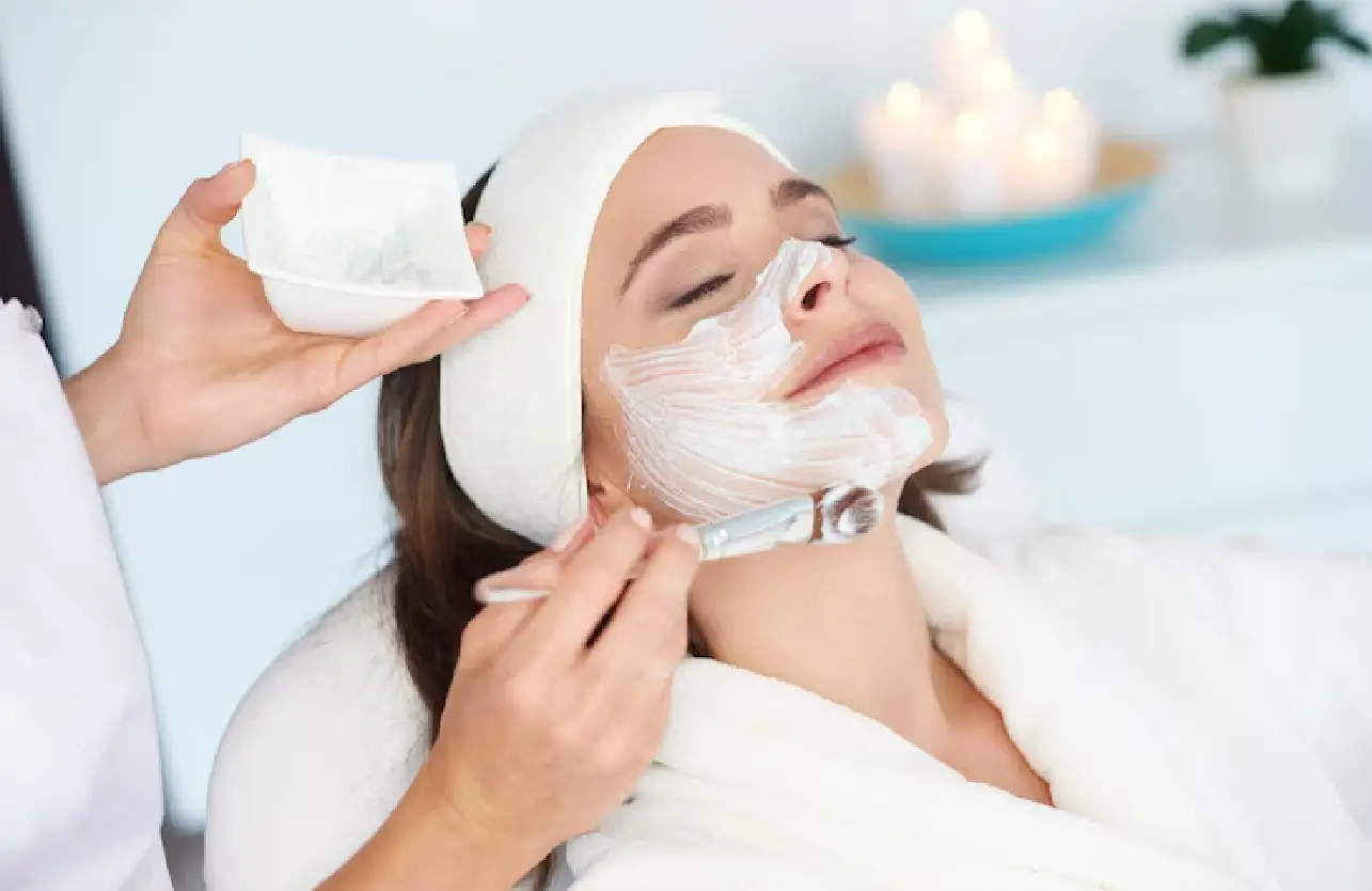 From Clogged Pores to Clear Skin: How Facials Revive Your Complexion